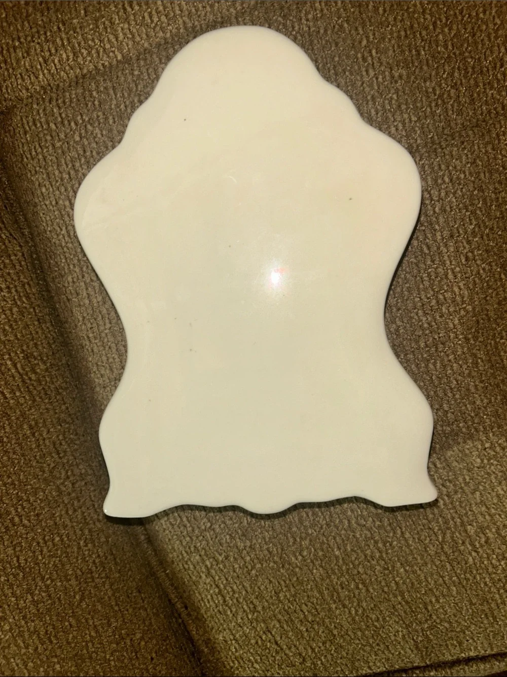 Avon elegant porcelain